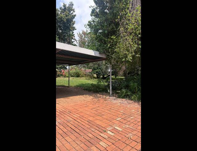 1 BEDROOM FLAT TO LET IN REFILWE